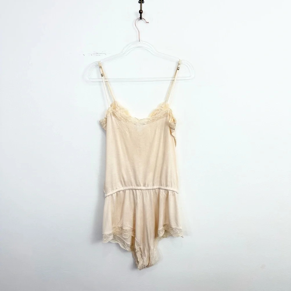 Eberjey Bonnie Ruffle Teddy Romper Cream Lace Sleepwear Lounge Size M